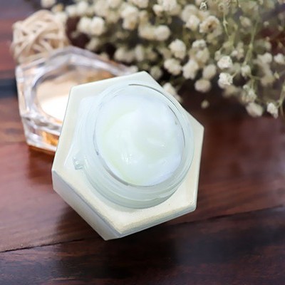 肌膚容易敏感？保濕是關(guān)鍵！